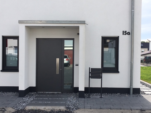 3 Familienhaus mit Büro